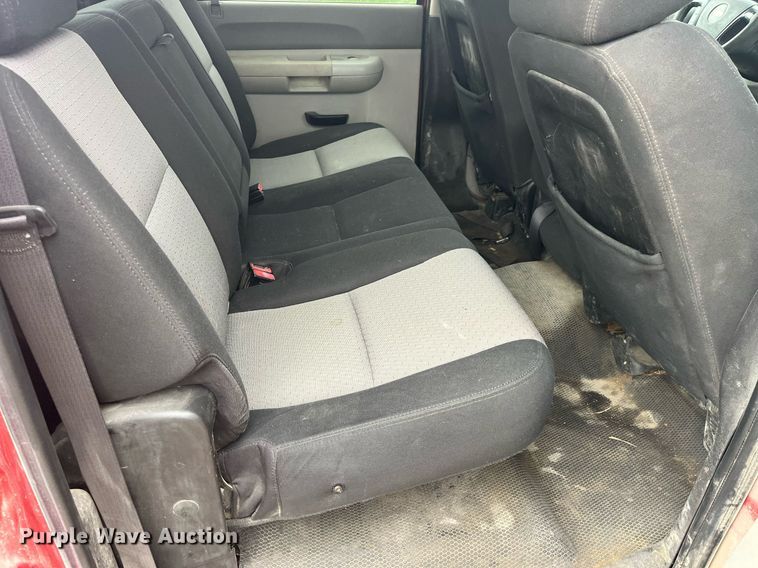 image for item LC9197 2007 Chevrolet Silverado 1500 Crew Cab pickup truck