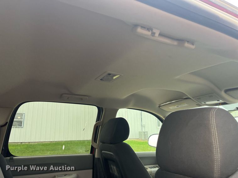 image for item LC9197 2007 Chevrolet Silverado 1500 Crew Cab pickup truck