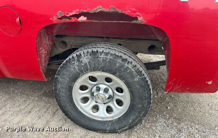 image for item LC9197 2007 Chevrolet Silverado 1500 Crew Cab pickup truck