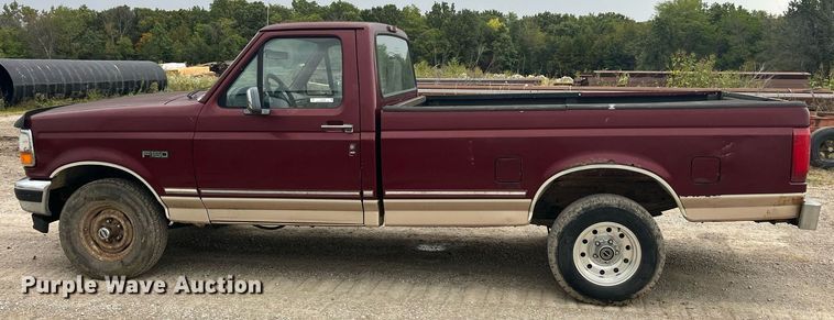 image for item LC9198 1996 Ford F150 pickup truck