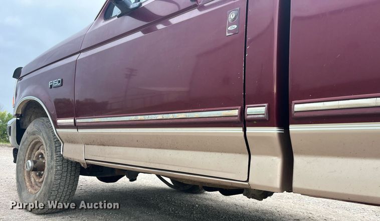 image for item LC9198 1996 Ford F150 pickup truck