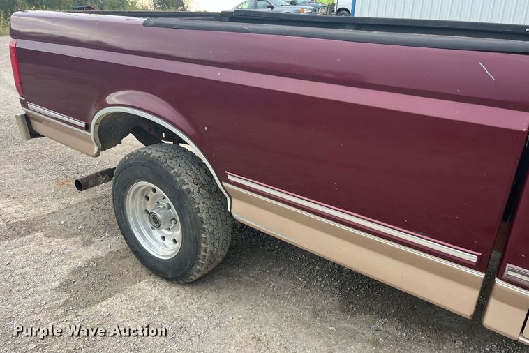image for item LC9198 1996 Ford F150 pickup truck