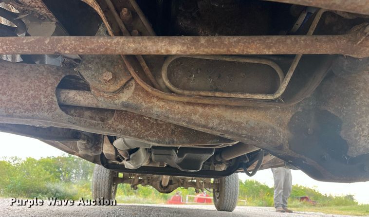 image for item LC9198 1996 Ford F150 pickup truck