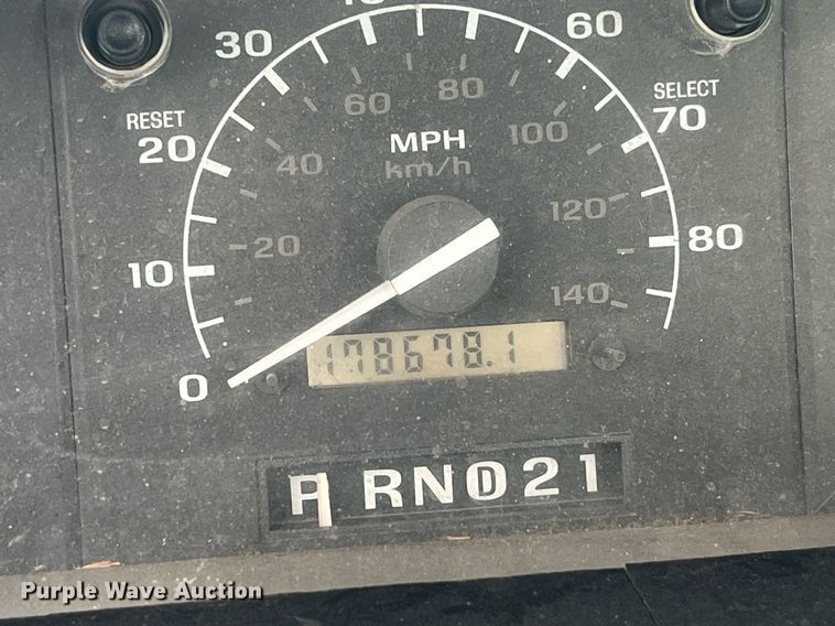 image for item LC9198 1996 Ford F150 pickup truck