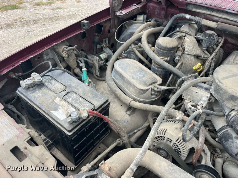 image for item LC9198 1996 Ford F150 pickup truck