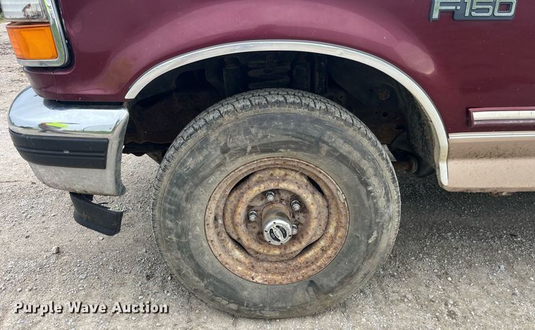 image for item LC9198 1996 Ford F150 pickup truck