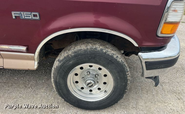 image for item LC9198 1996 Ford F150 pickup truck