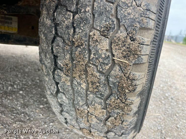 image for item LC9198 1996 Ford F150 pickup truck