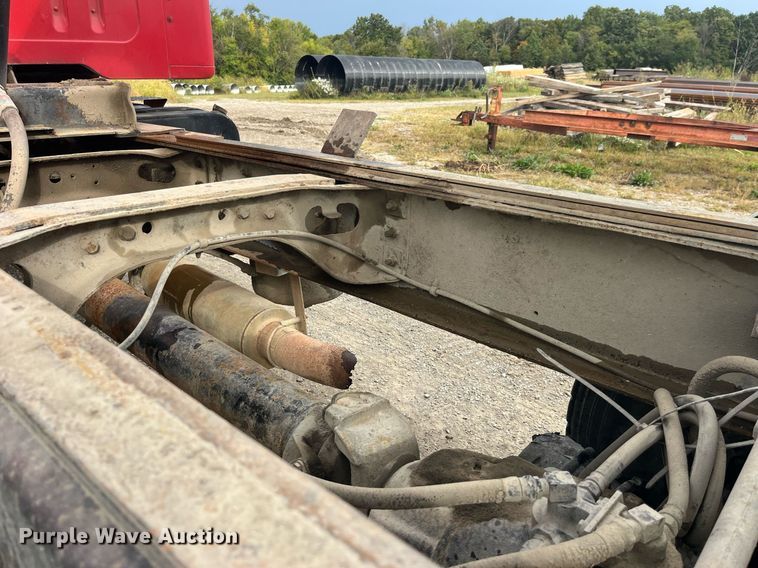 image for item LC9199 1988 International  F2574 dump truck