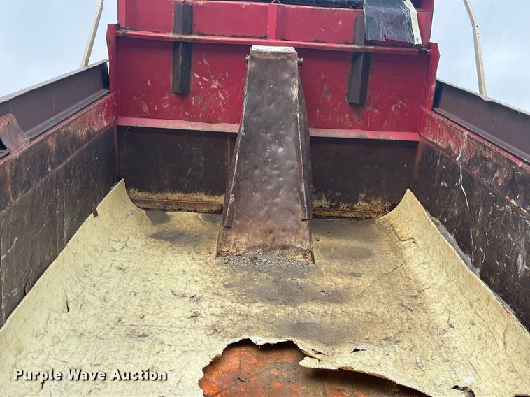 image for item LC9199 1988 International  F2574 dump truck