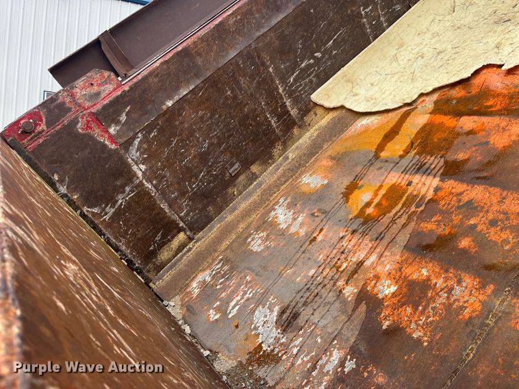 image for item LC9199 1988 International  F2574 dump truck