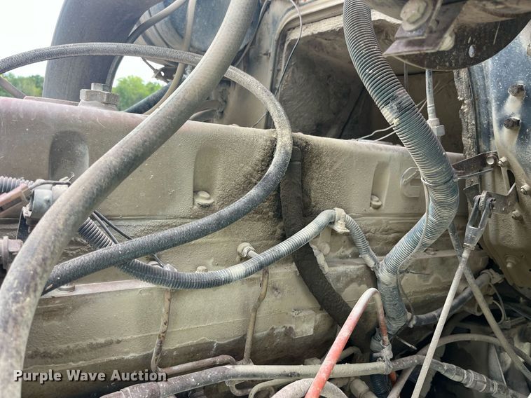 image for item LC9199 1988 International  F2574 dump truck