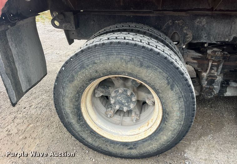 image for item LC9199 1988 International  F2574 dump truck