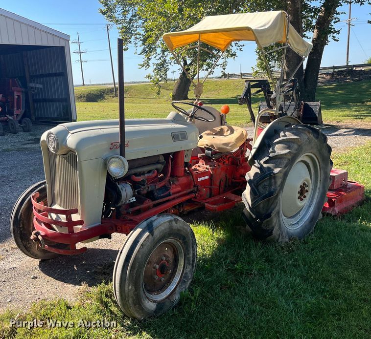 image for item LC9216 Ford tractor