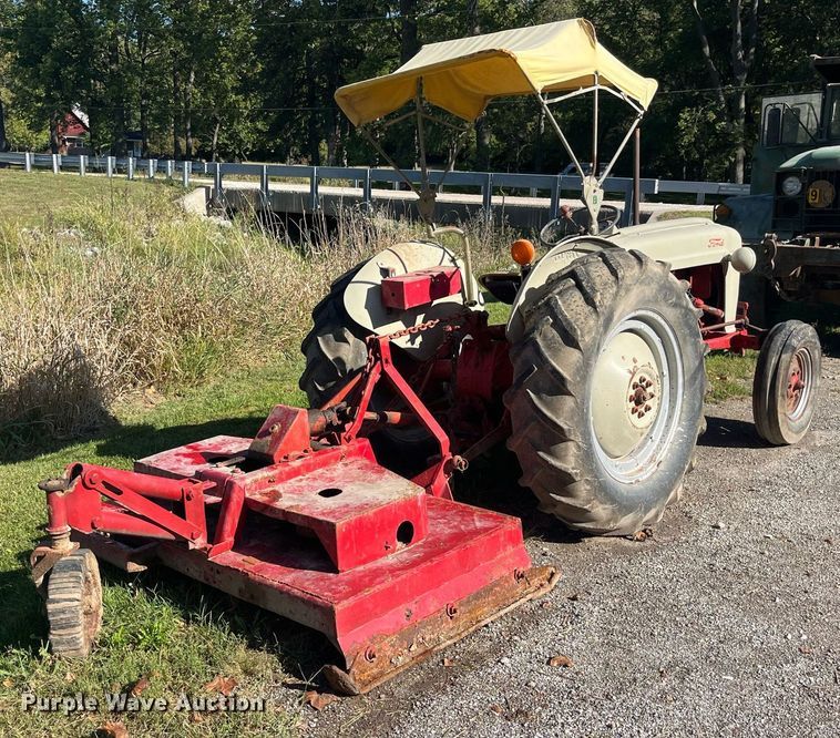 image for item LC9216 Ford tractor