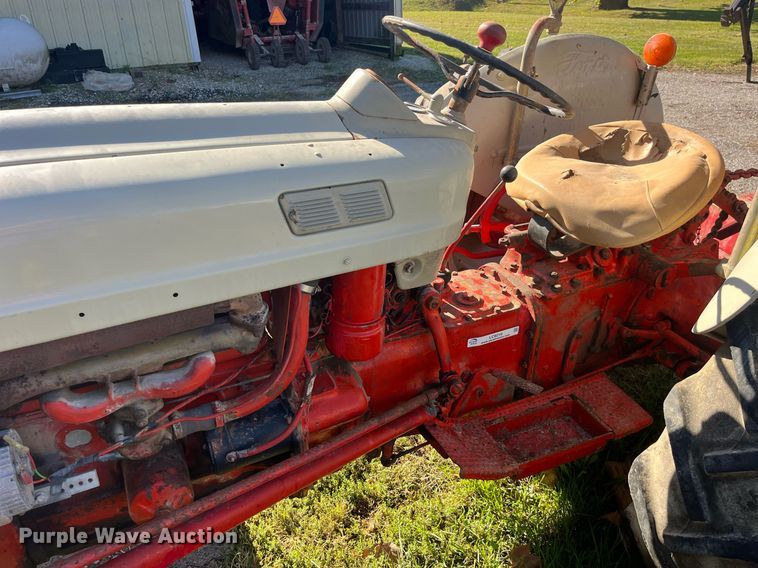 image for item LC9216 Ford tractor
