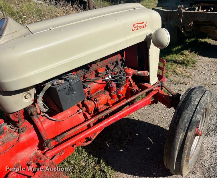 image for item LC9216 Ford tractor