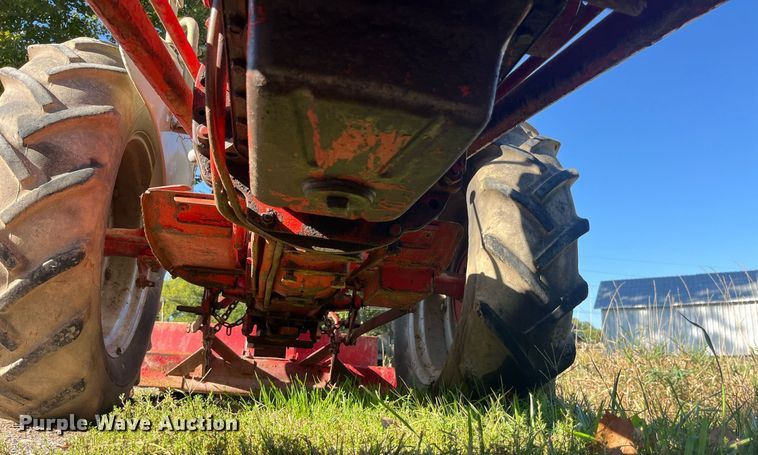 image for item LC9216 Ford tractor