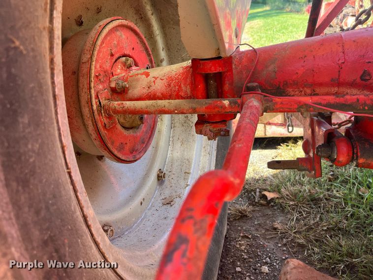 image for item LC9216 Ford tractor