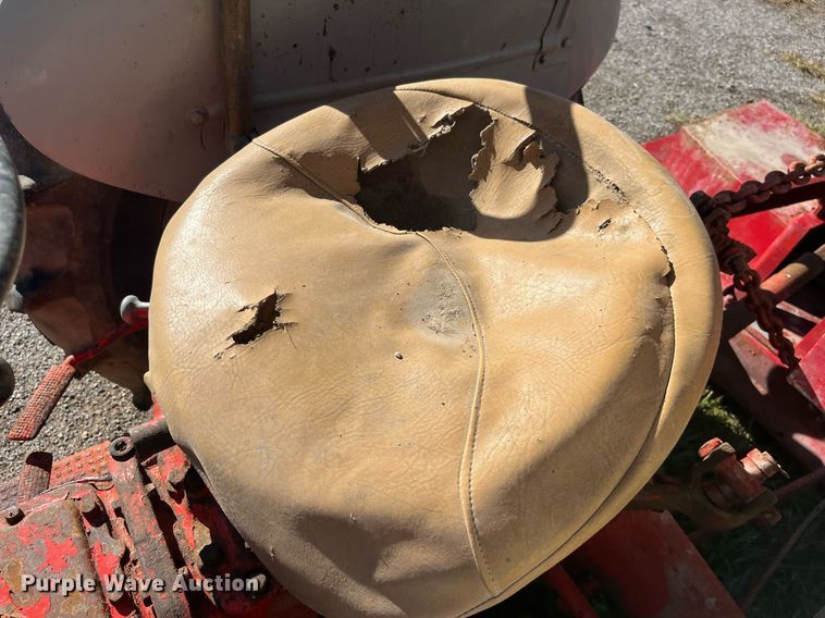 image for item LC9216 Ford tractor