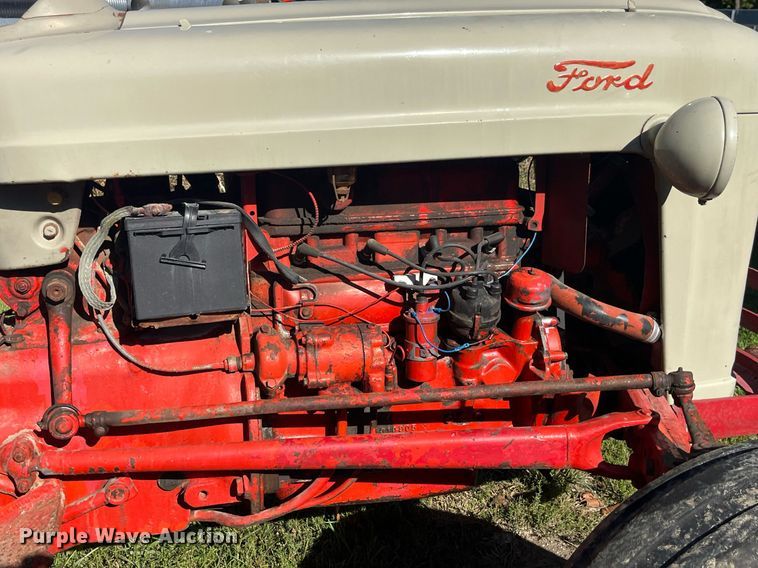 image for item LC9216 Ford tractor