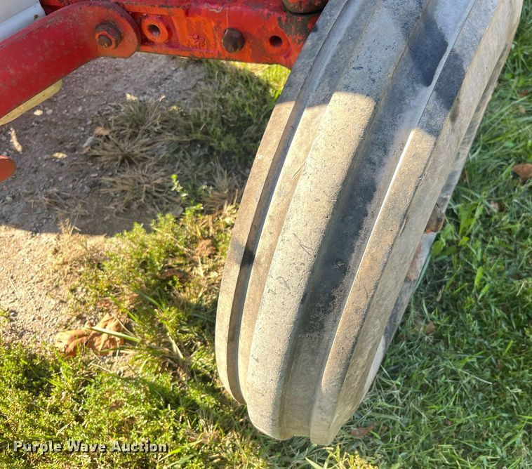 image for item LC9216 Ford tractor