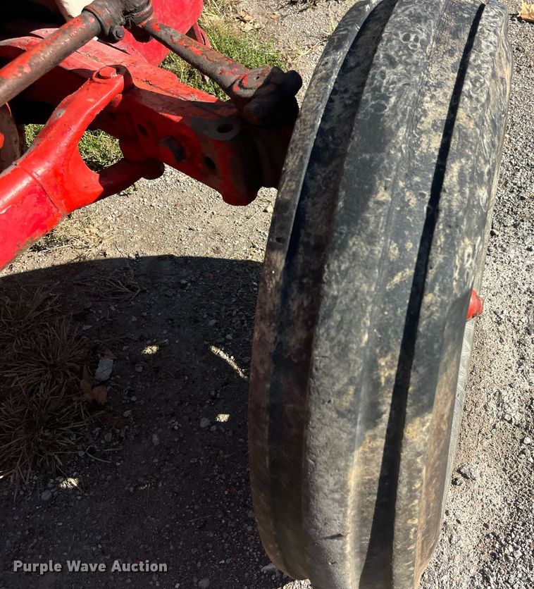 image for item LC9216 Ford tractor