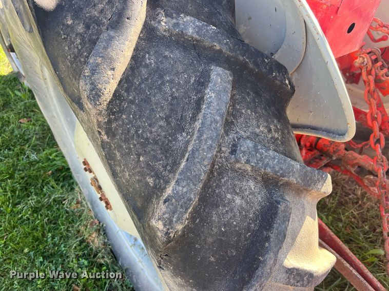 image for item LC9216 Ford tractor