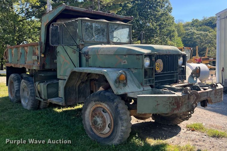 image for item LC9217 1961 International M51 dump truck