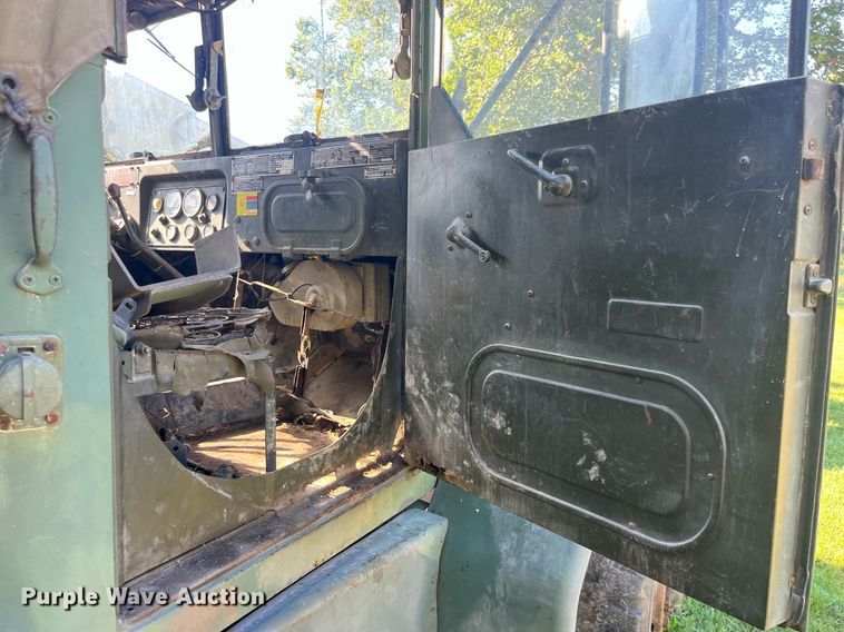 image for item LC9217 1961 International M51 dump truck