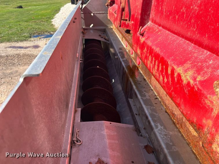 image for item LC9218 1998 International  4900 dump truck