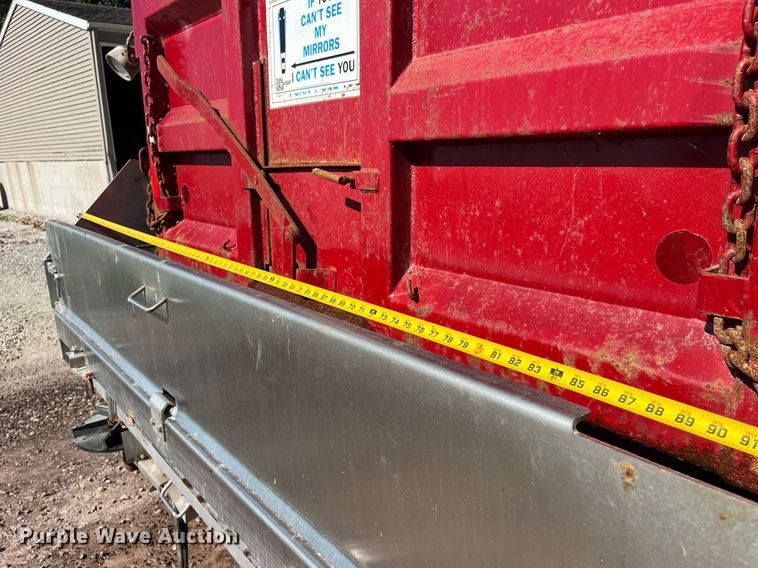 image for item LC9218 1998 International  4900 dump truck