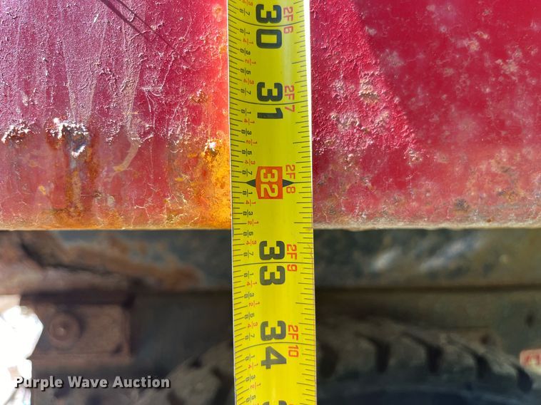 image for item LC9218 1998 International  4900 dump truck