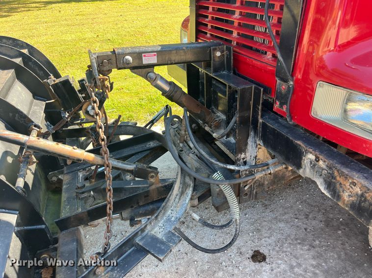 image for item LC9218 1998 International  4900 dump truck