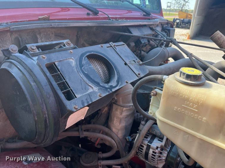 image for item LC9218 1998 International  4900 dump truck