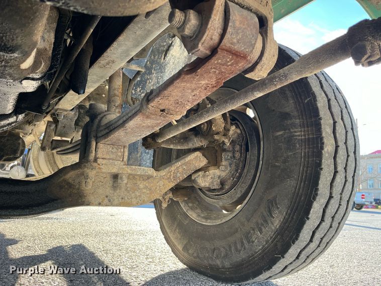 image for item LD9884 1992 Mack CH613 semi truck