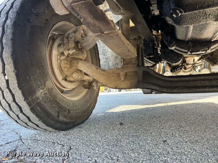 image for item LD9884 1992 Mack CH613 semi truck