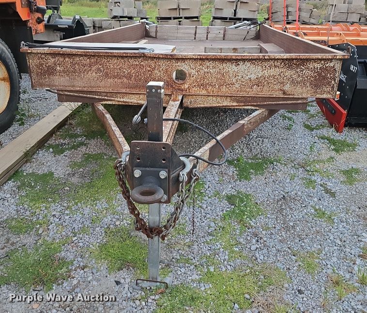 image for item LW9884 1992 Shop built utility trailer