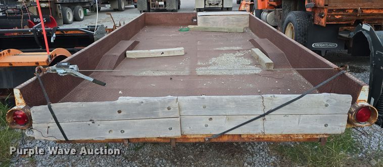 image for item LW9884 1992 Shop built utility trailer