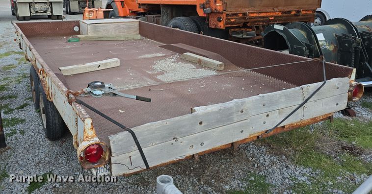 image for item LW9884 1992 Shop built utility trailer