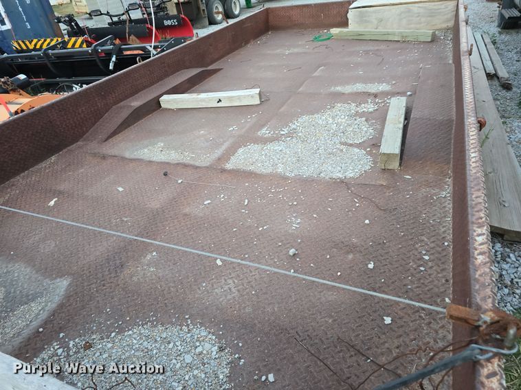 image for item LW9884 1992 Shop built utility trailer