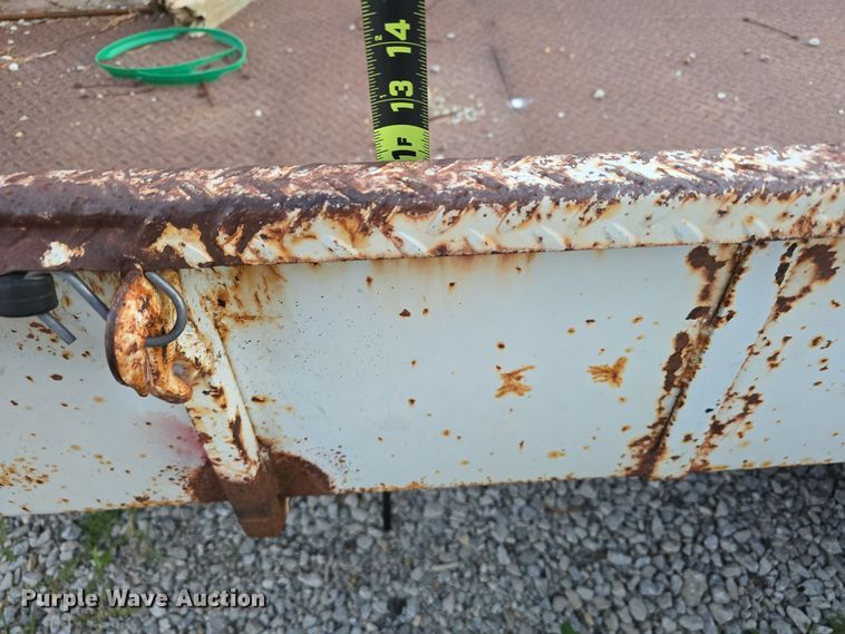 image for item LW9884 1992 Shop built utility trailer