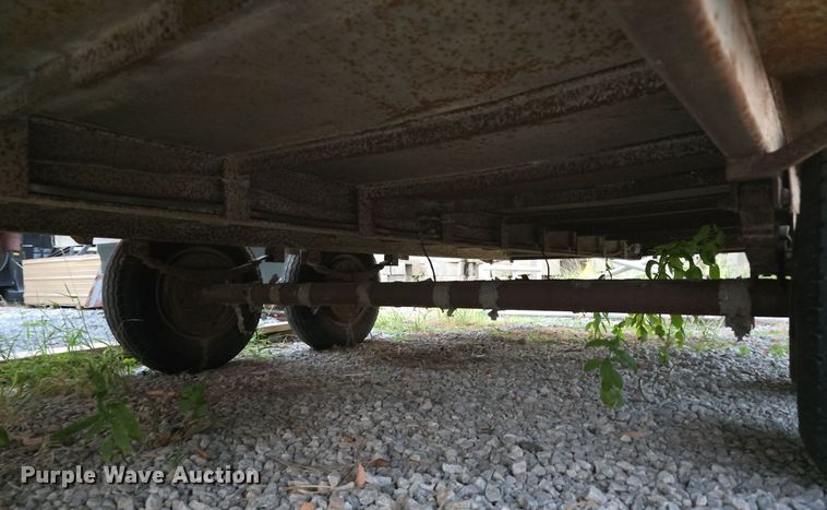 image for item LW9884 1992 Shop built utility trailer