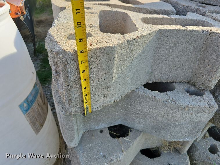 image for item LW9890 (21) pallets of landscaping blocks