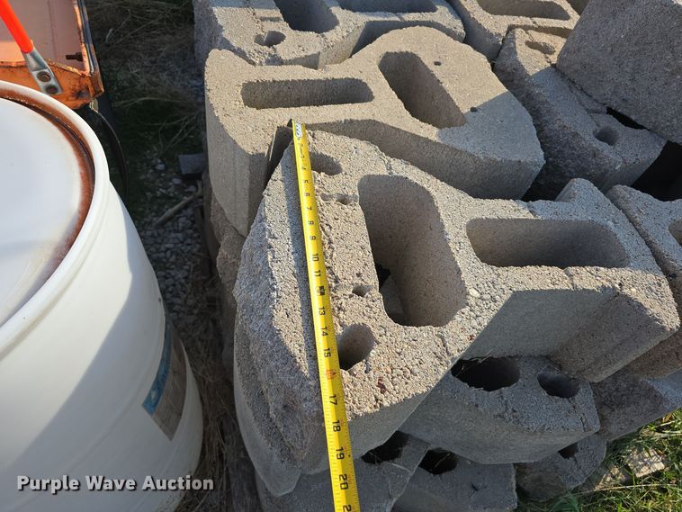 image for item LW9890 (21) pallets of landscaping blocks