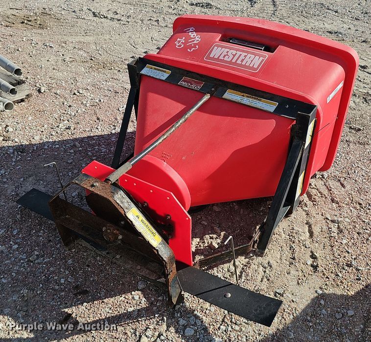 image for item LW9891 (2) spreaders