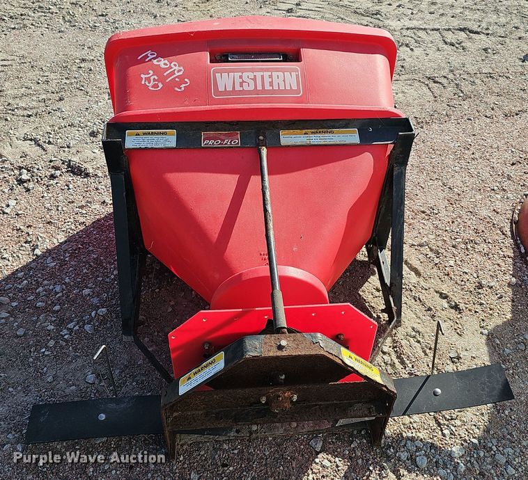 image for item LW9891 (2) spreaders