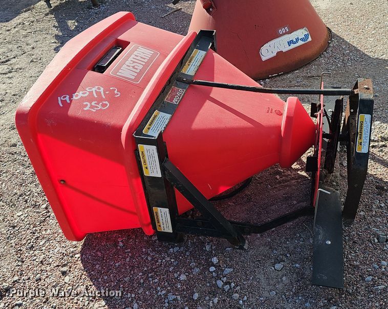 image for item LW9891 (2) spreaders