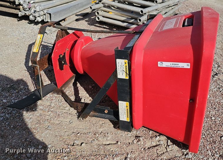 image for item LW9891 (2) spreaders