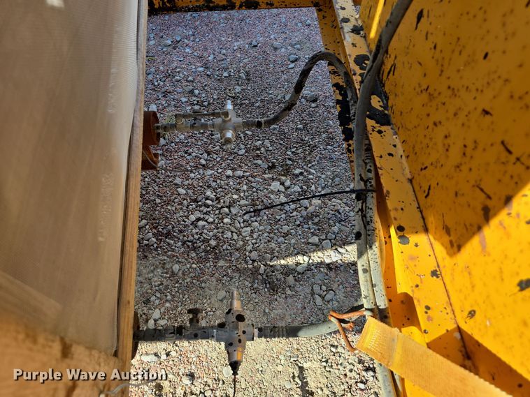 image for item LW9896 2007 Marathon Equipment Inc KEB260T tar kettle